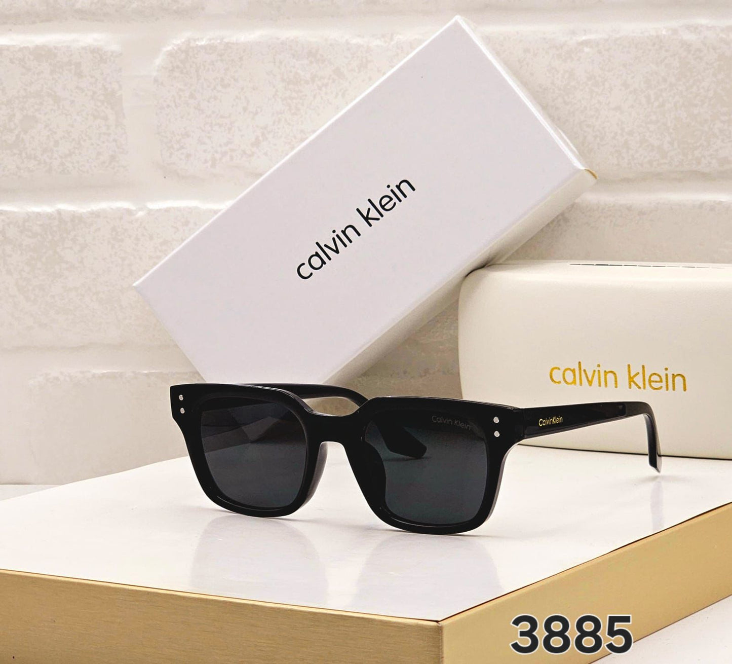 CALVIN KLEIN 3885