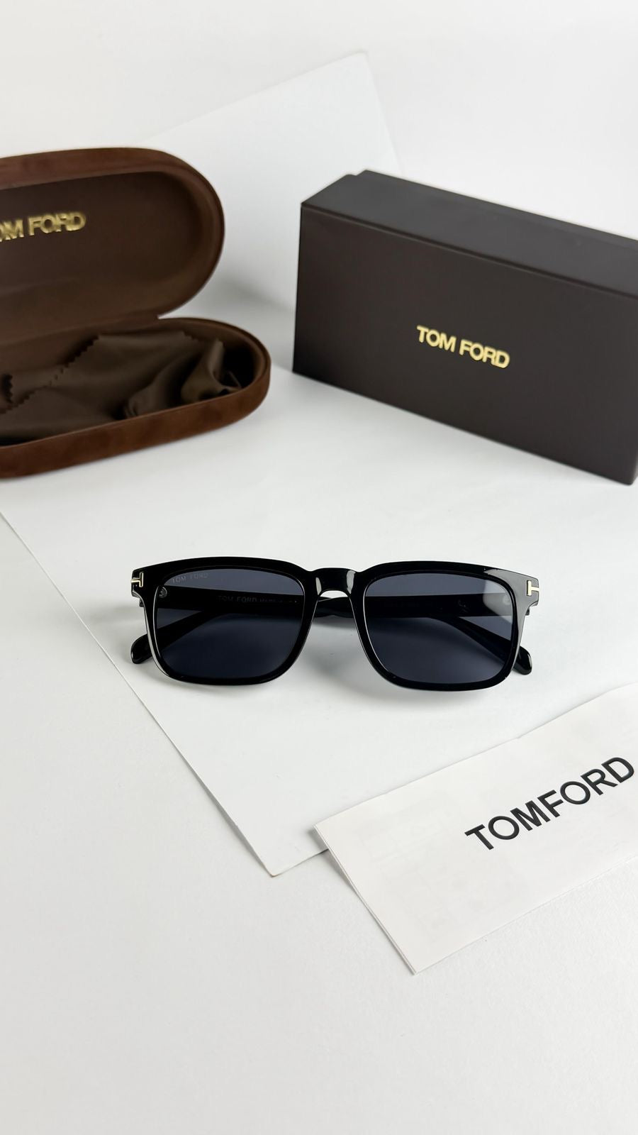 TOMFROD BLACK