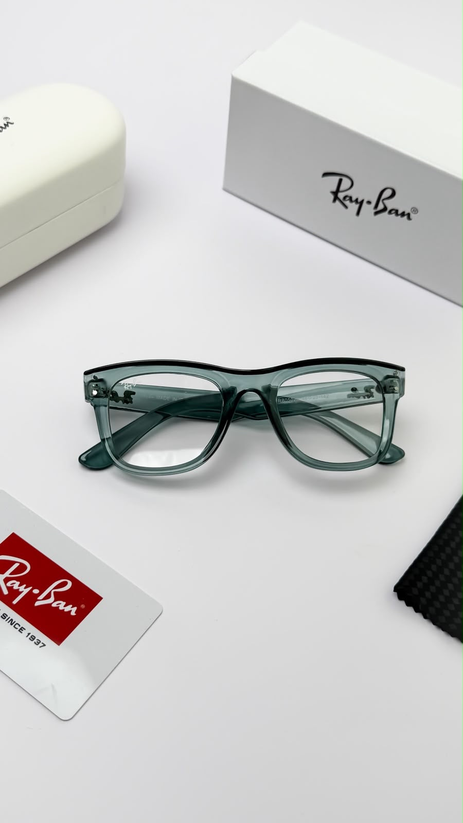 RAYBAN 05