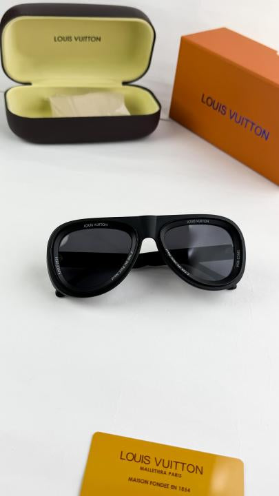 Louis_vuitton_black_7781