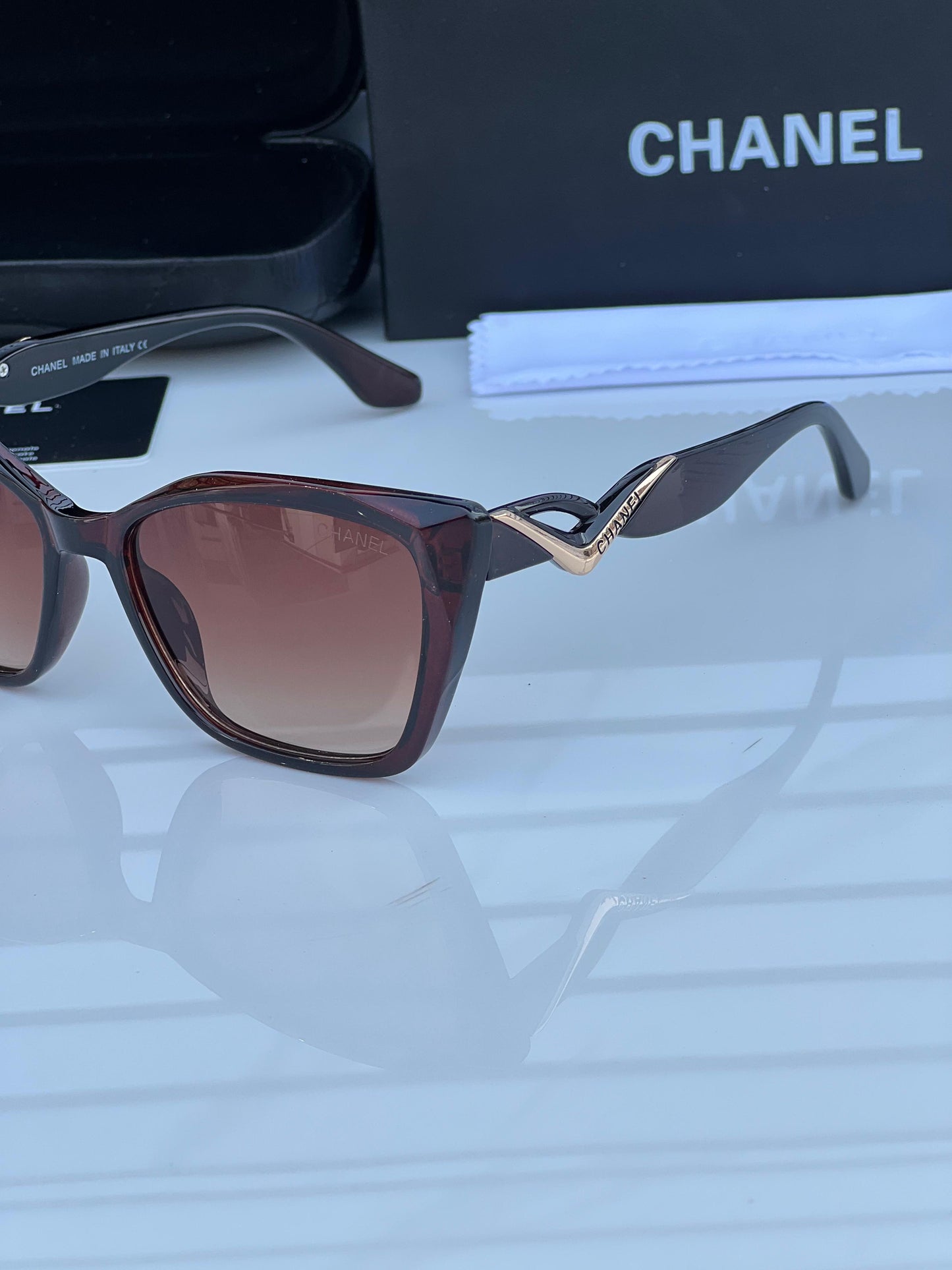 CHANEL FULL BROWN 9110
