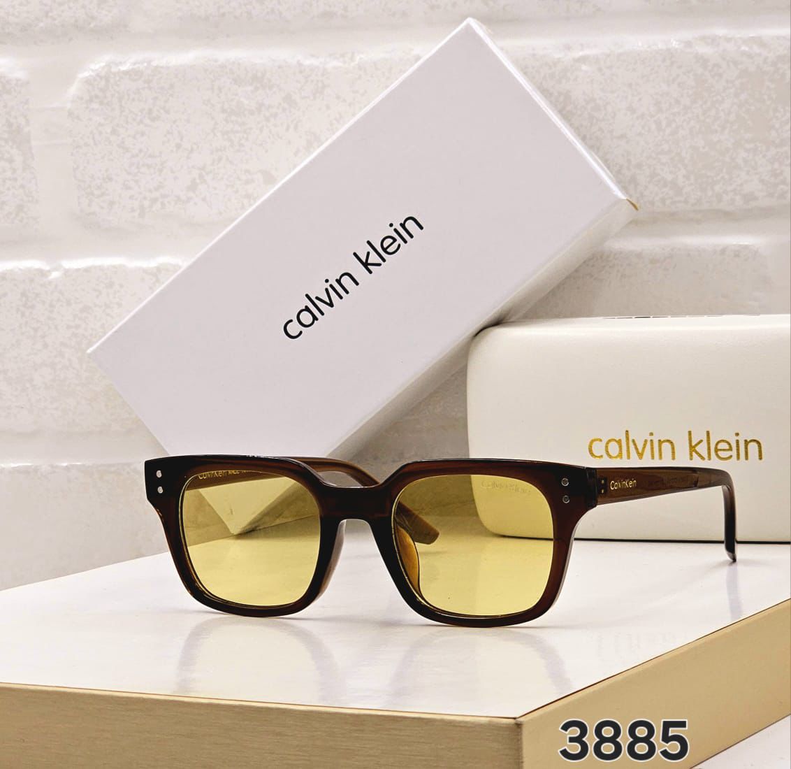 CALVIN KLEIN 3885