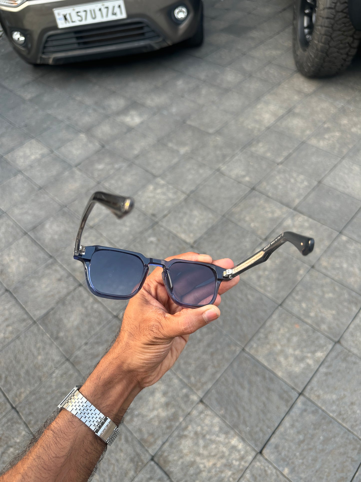 MOSCOT BLUE
