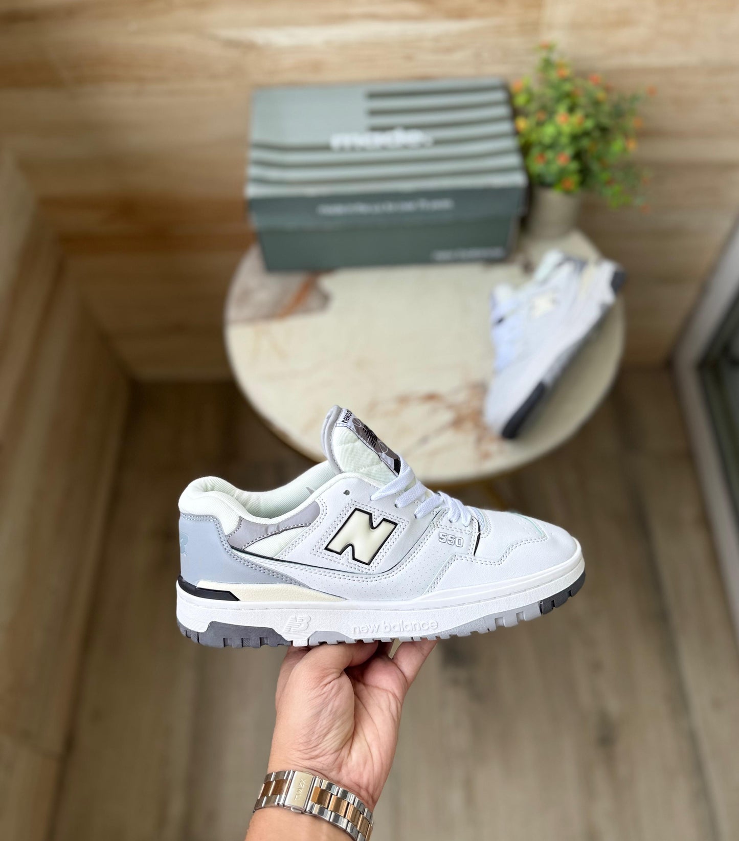 NEW BALANCE