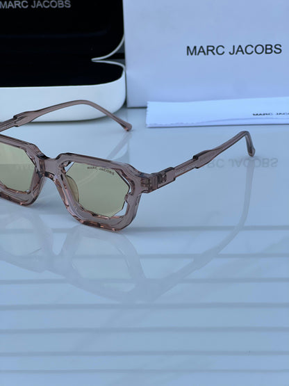 MARC JACOBS LITE YELLOW SHADE