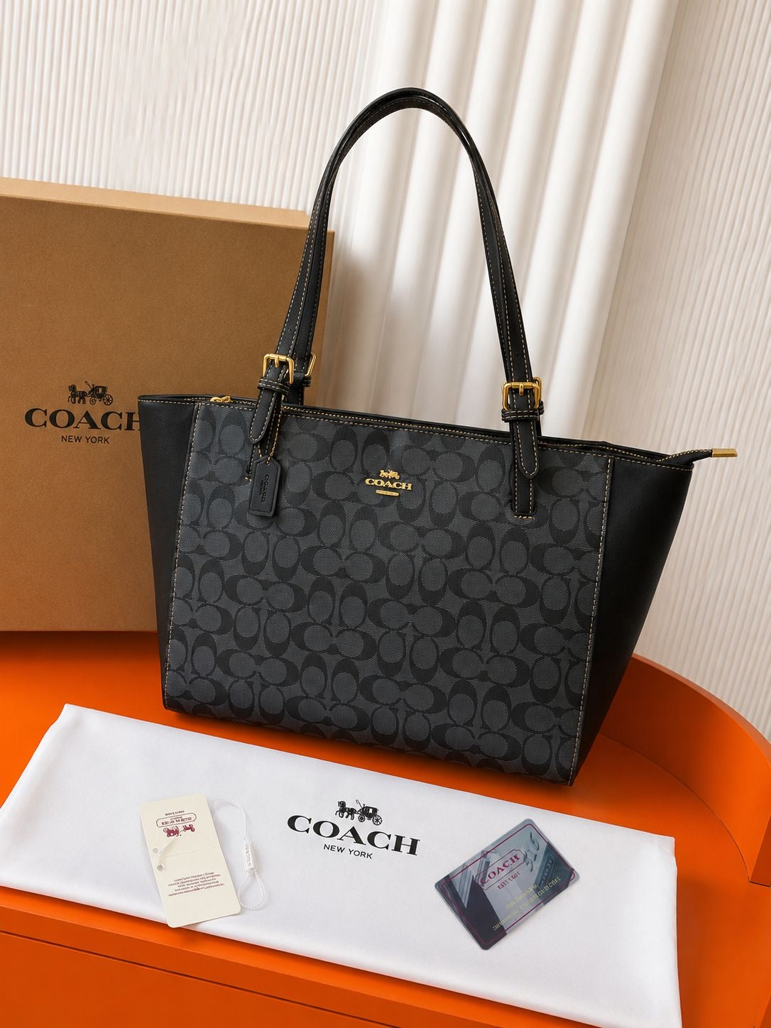 COACH