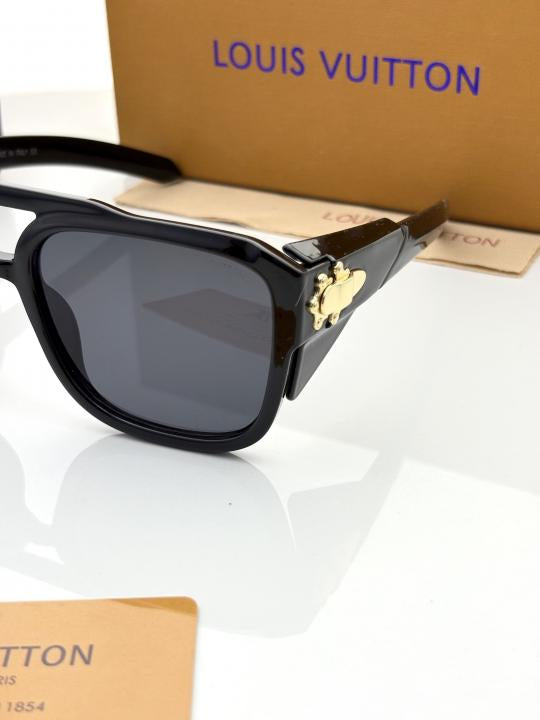 Loui.s Vuitton 309 black