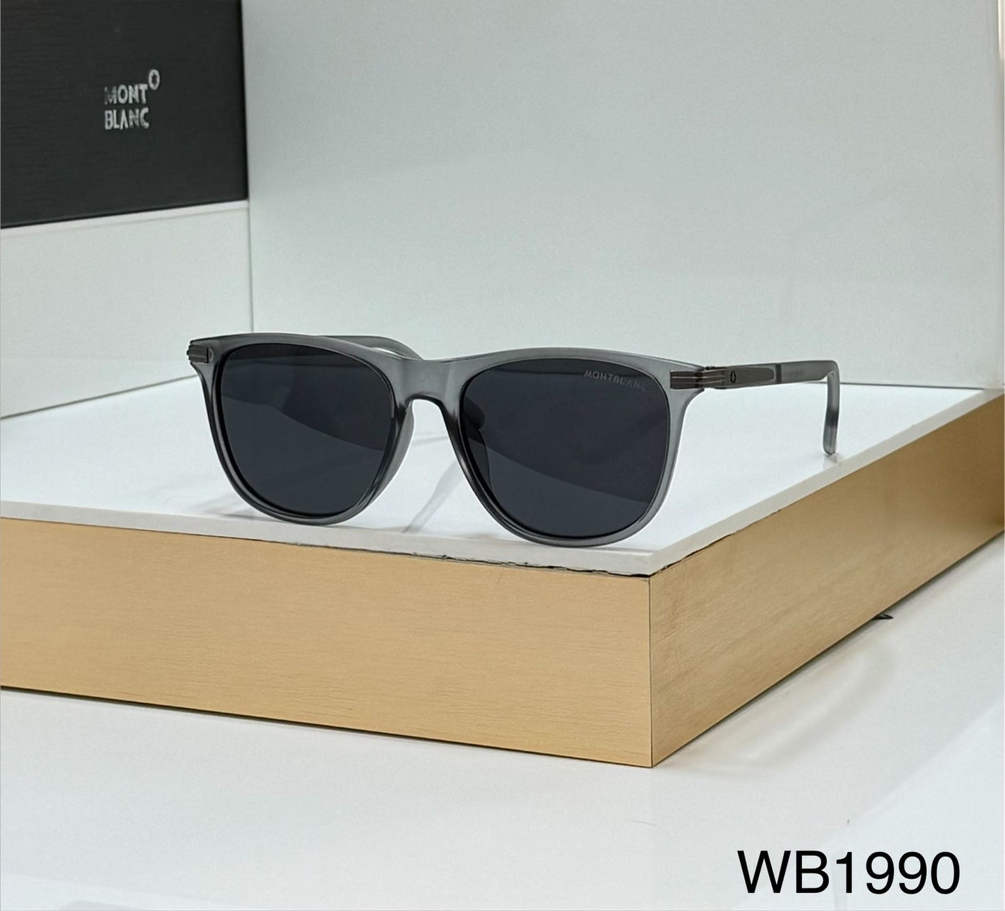 MONT BLACK
