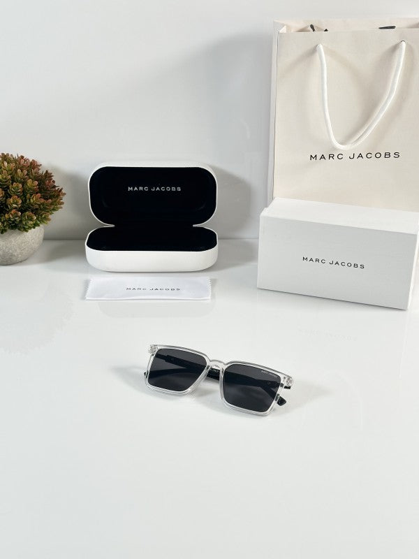 Marc Jacobs 300 Water Black