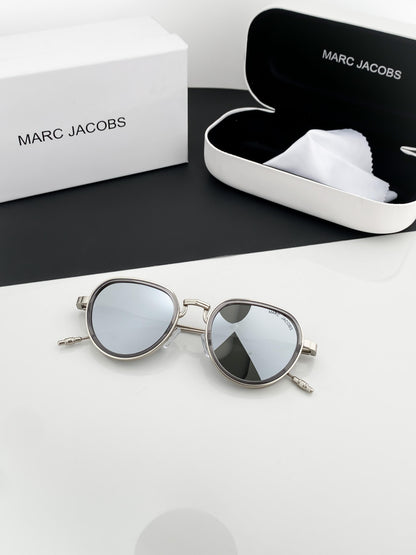 MARC JACOBS