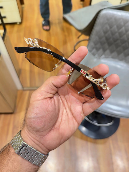 CARTIER BROWN