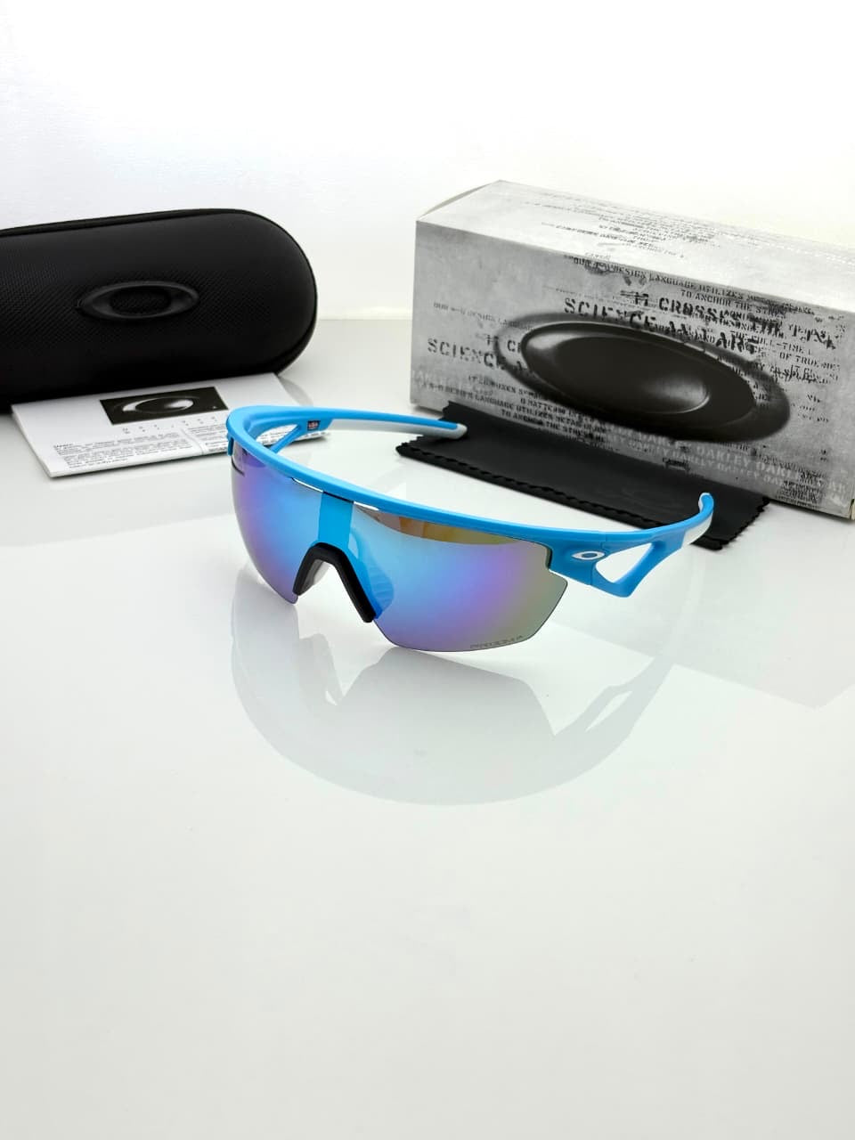 OAKLEY BLUE SHADE