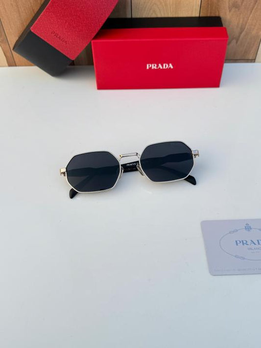 Prada_58258_gold_black