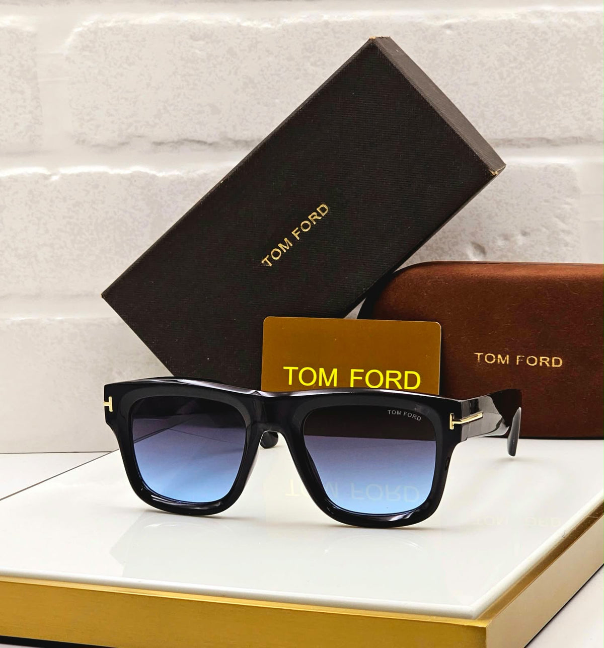 TOMFORD FULL COLOUR