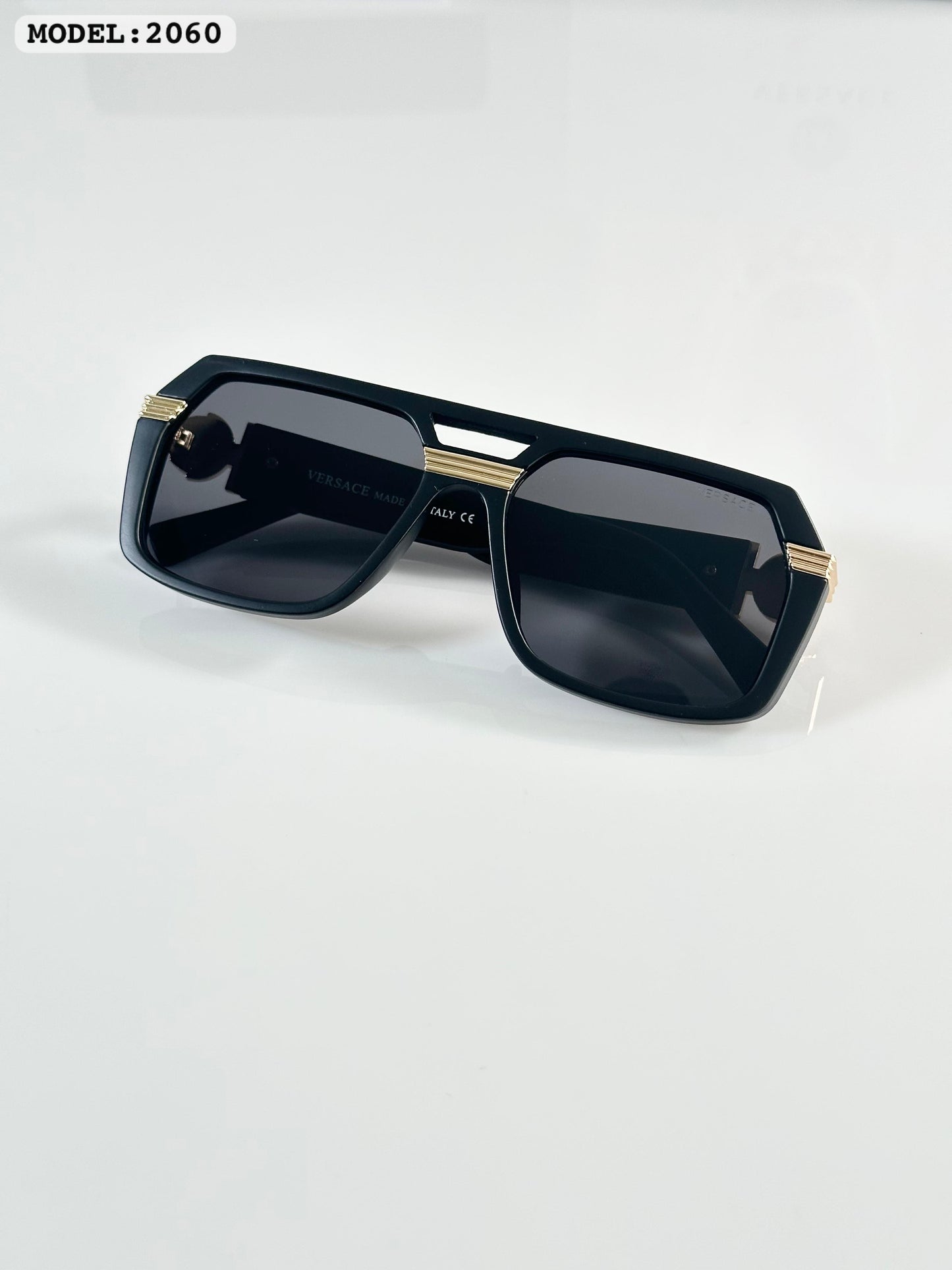 VERSACE GOLD BLACK