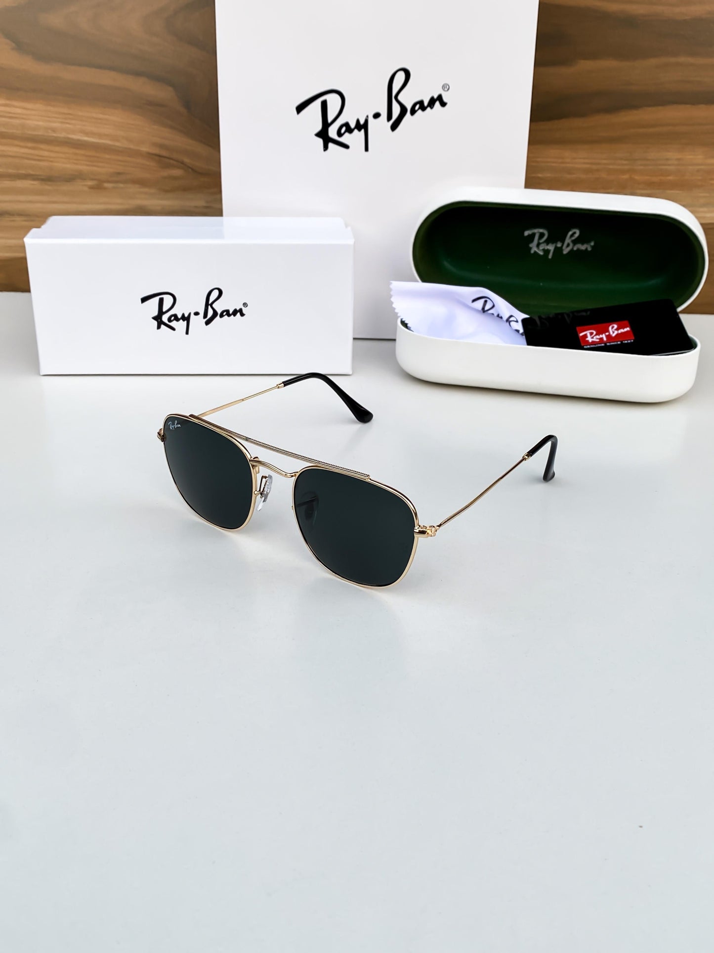 RAYBAN 3557 GOLD BLACK