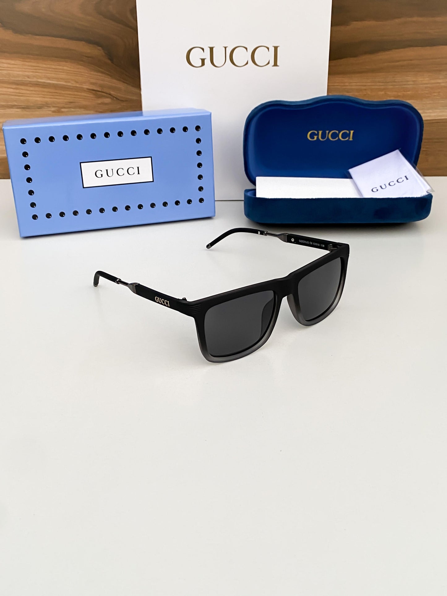 GUCCI 5333 grey black