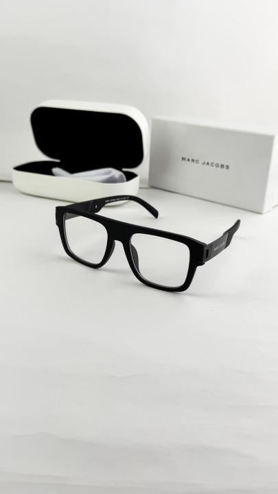 CALVIN KLEIN 3885