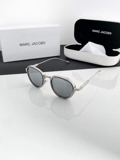 MARC JACOBS