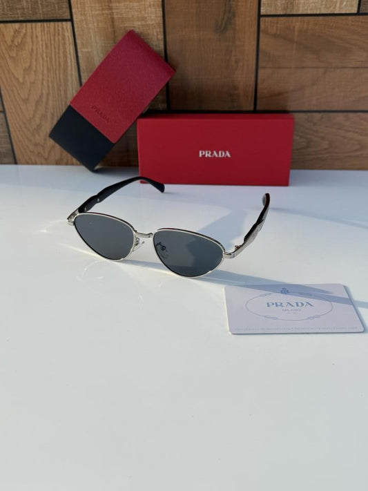 Prada_58029_silver_black