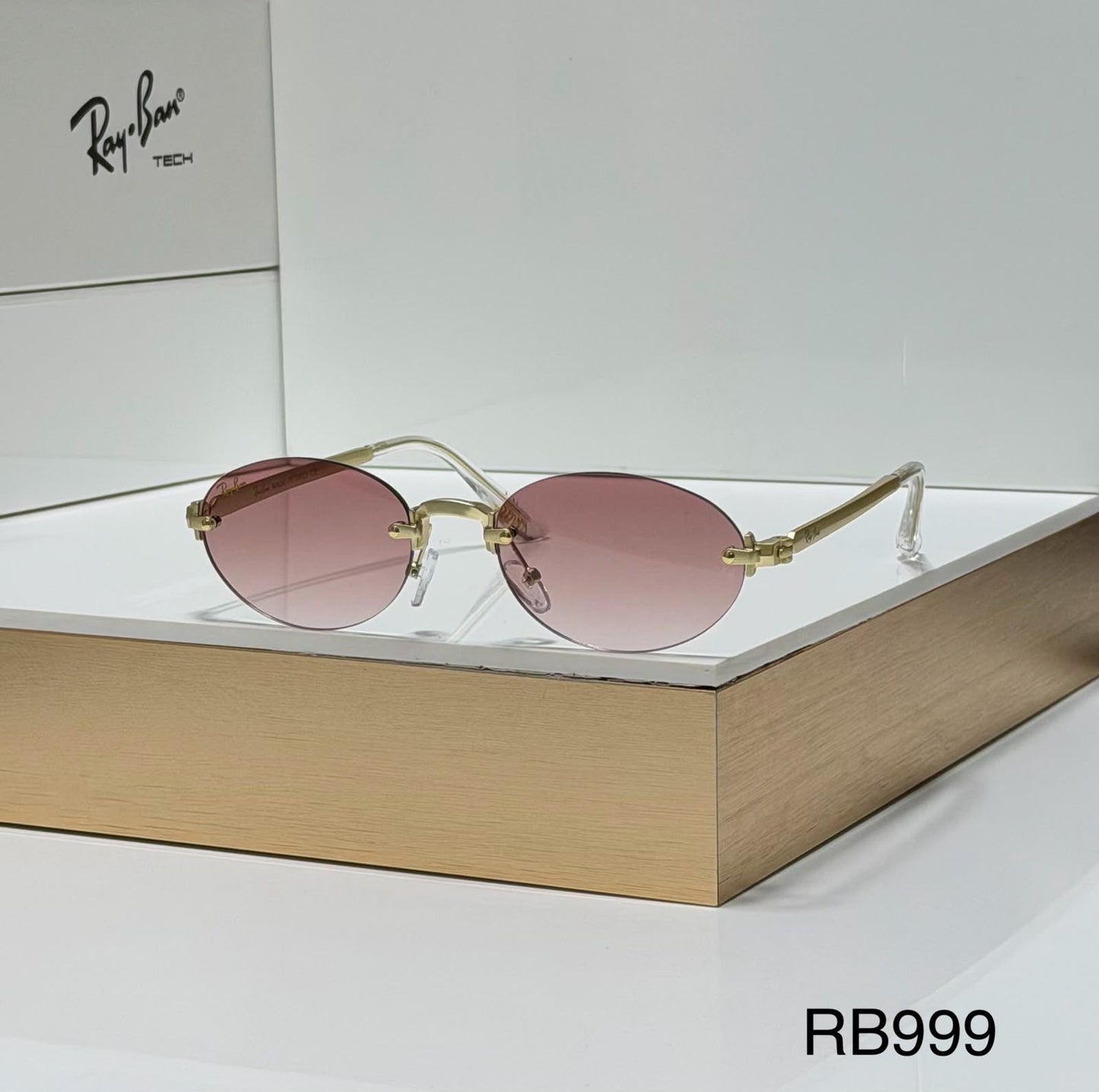RAY BAN