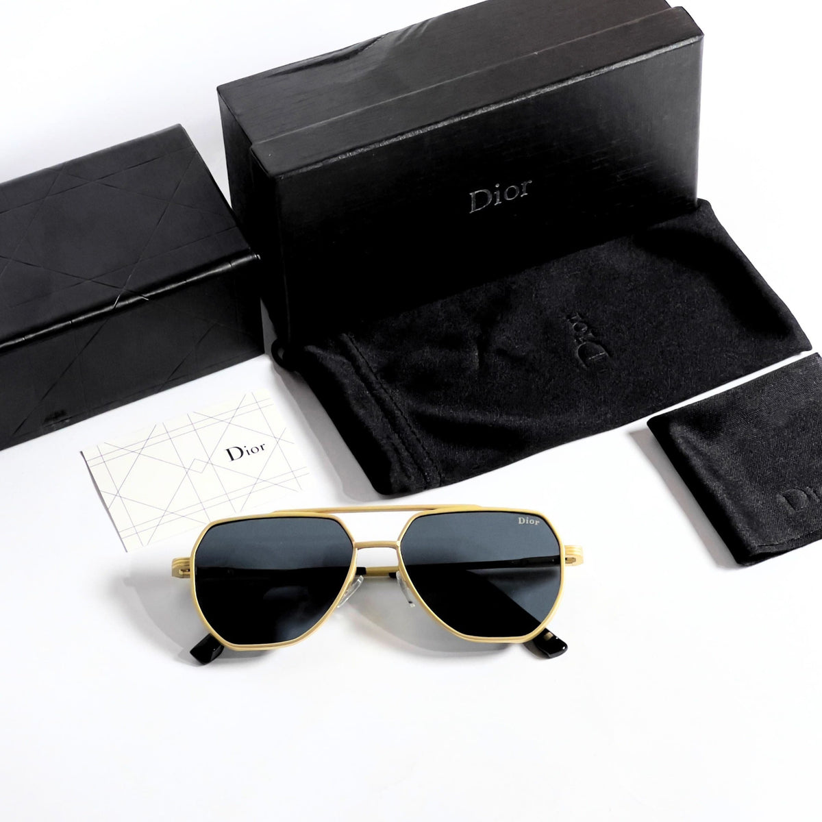 DIOR