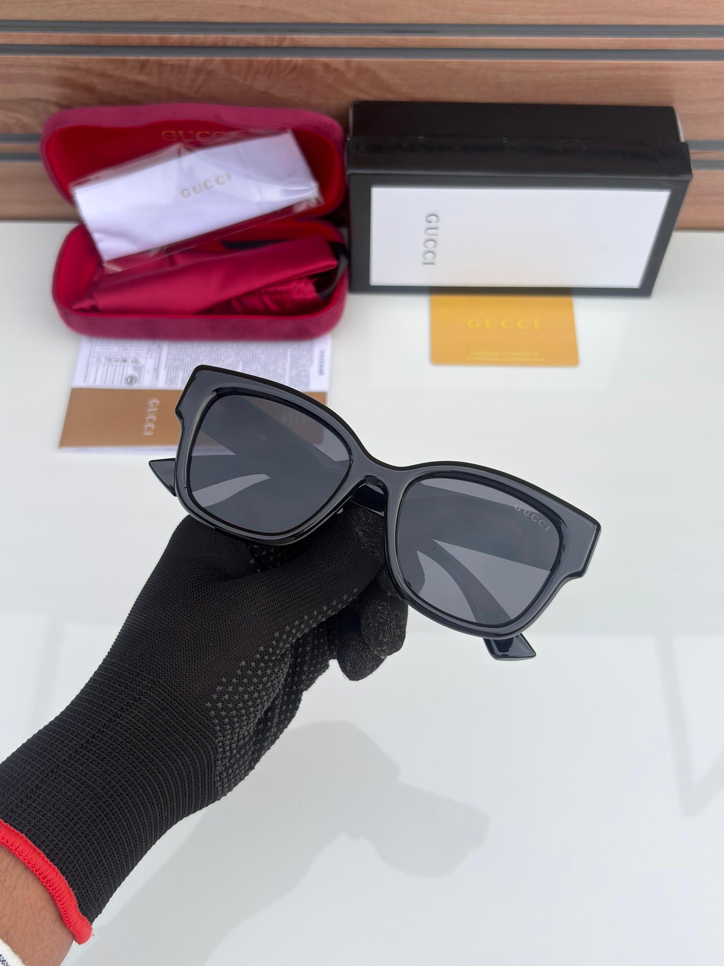 GUCCI  BLACK 265