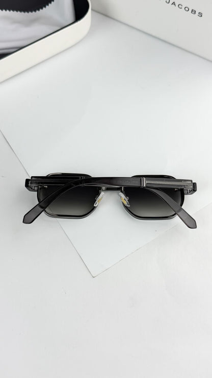 MARC JACOBS