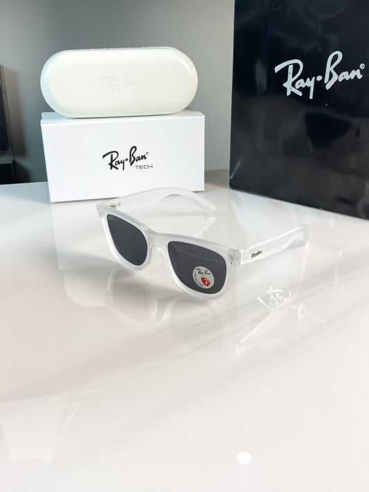 Rayban reverse white black 05023