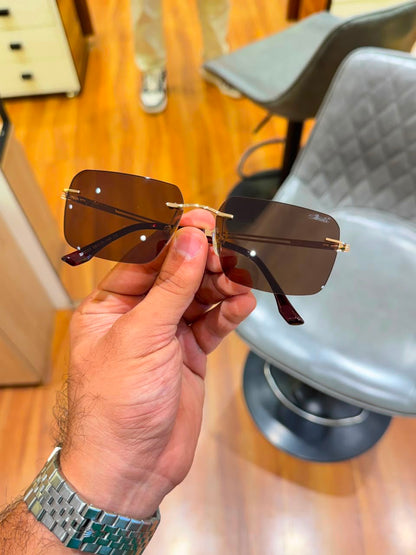 CARTIER BROWN￼