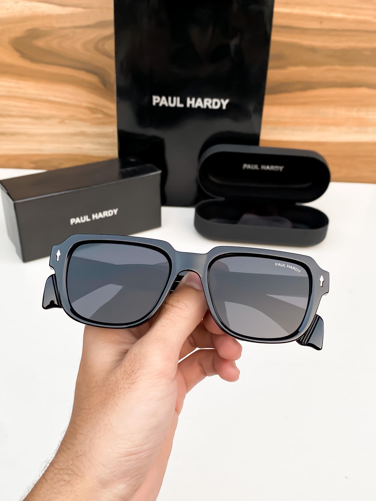 PAUL HARDY FULL BLACK