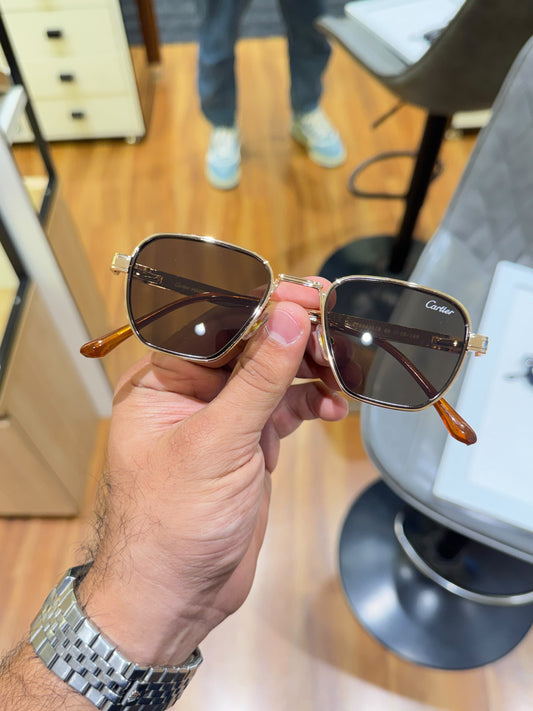 CARTIER GOLDEN BROWN ￼