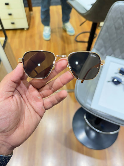 CARTIER GOLDEN BROWN ￼