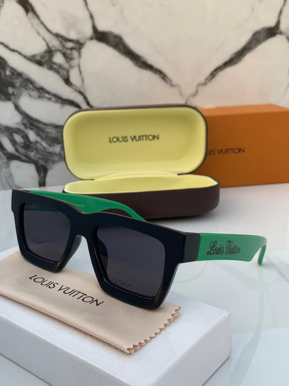 LOUIS VUITTON FULL COLOURS