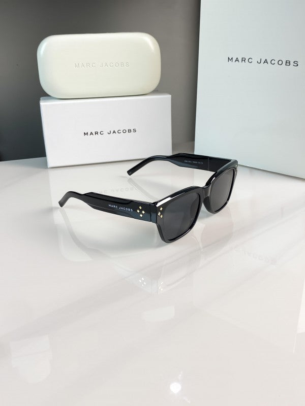 Marc Jacobs 2345