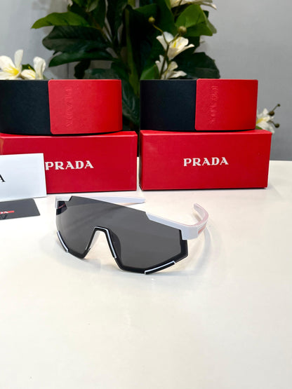 PRADA 23053 WHITE BLACK