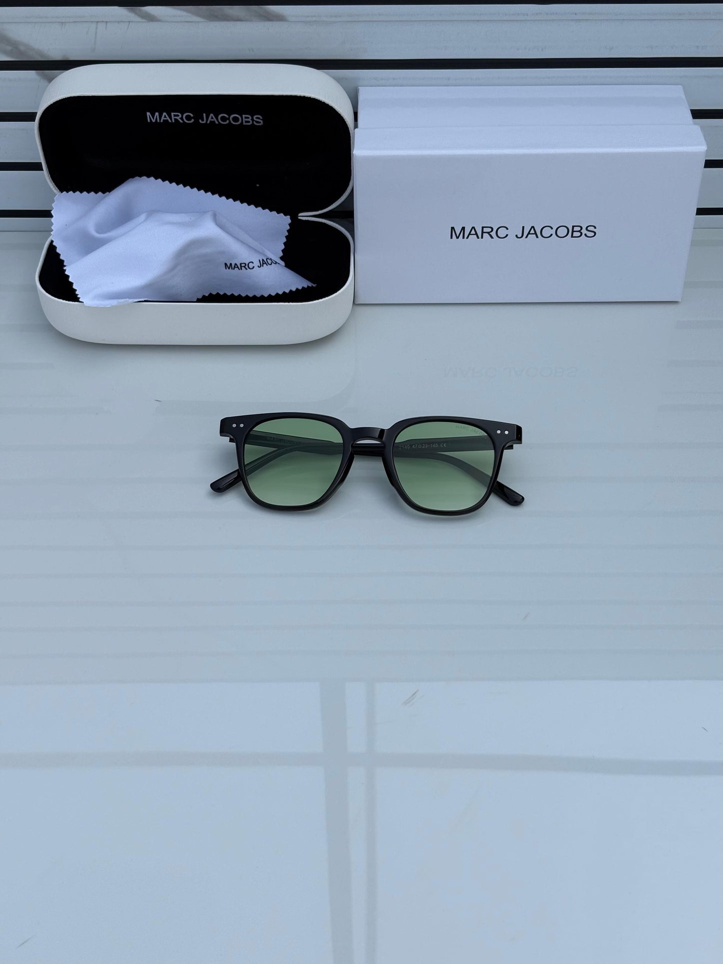 MARC JACOBS 2140 black green