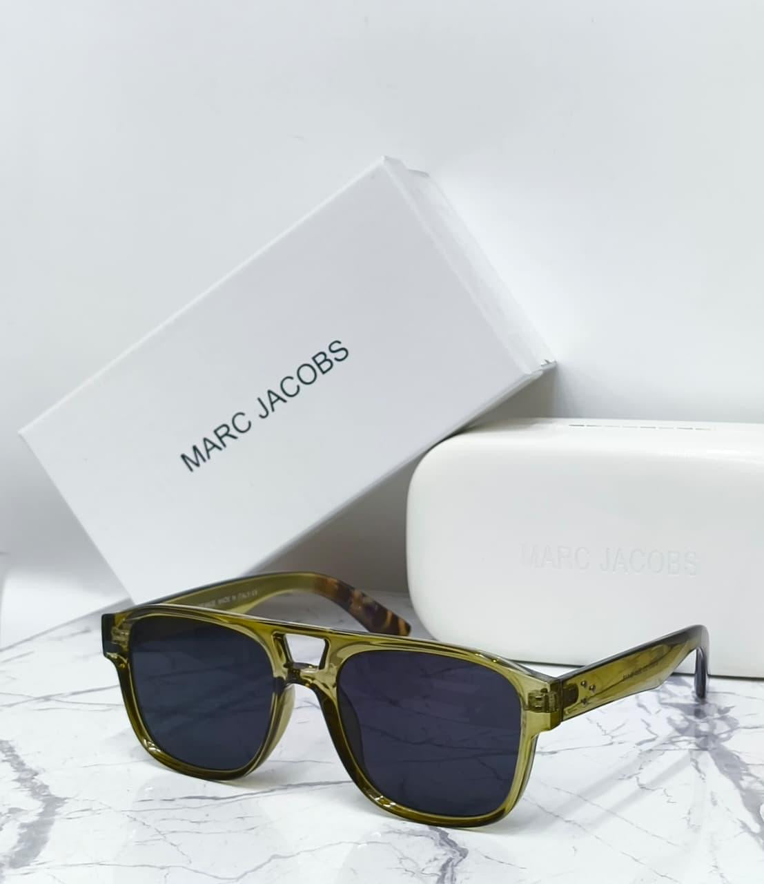 MARC JACOBS