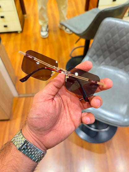CARTIER BROWN￼