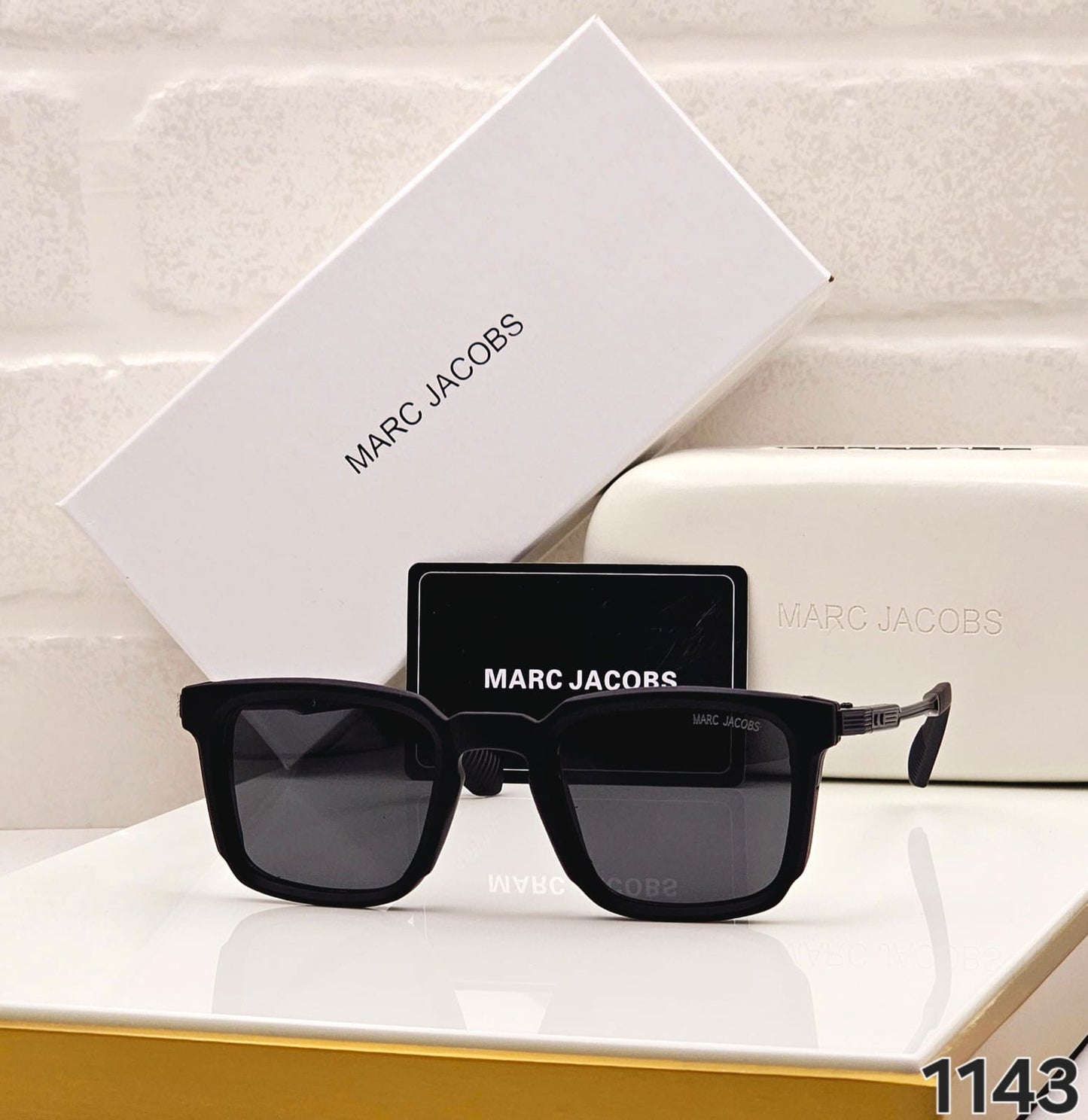 MARC JACOBS ALL COLOURS 1143
