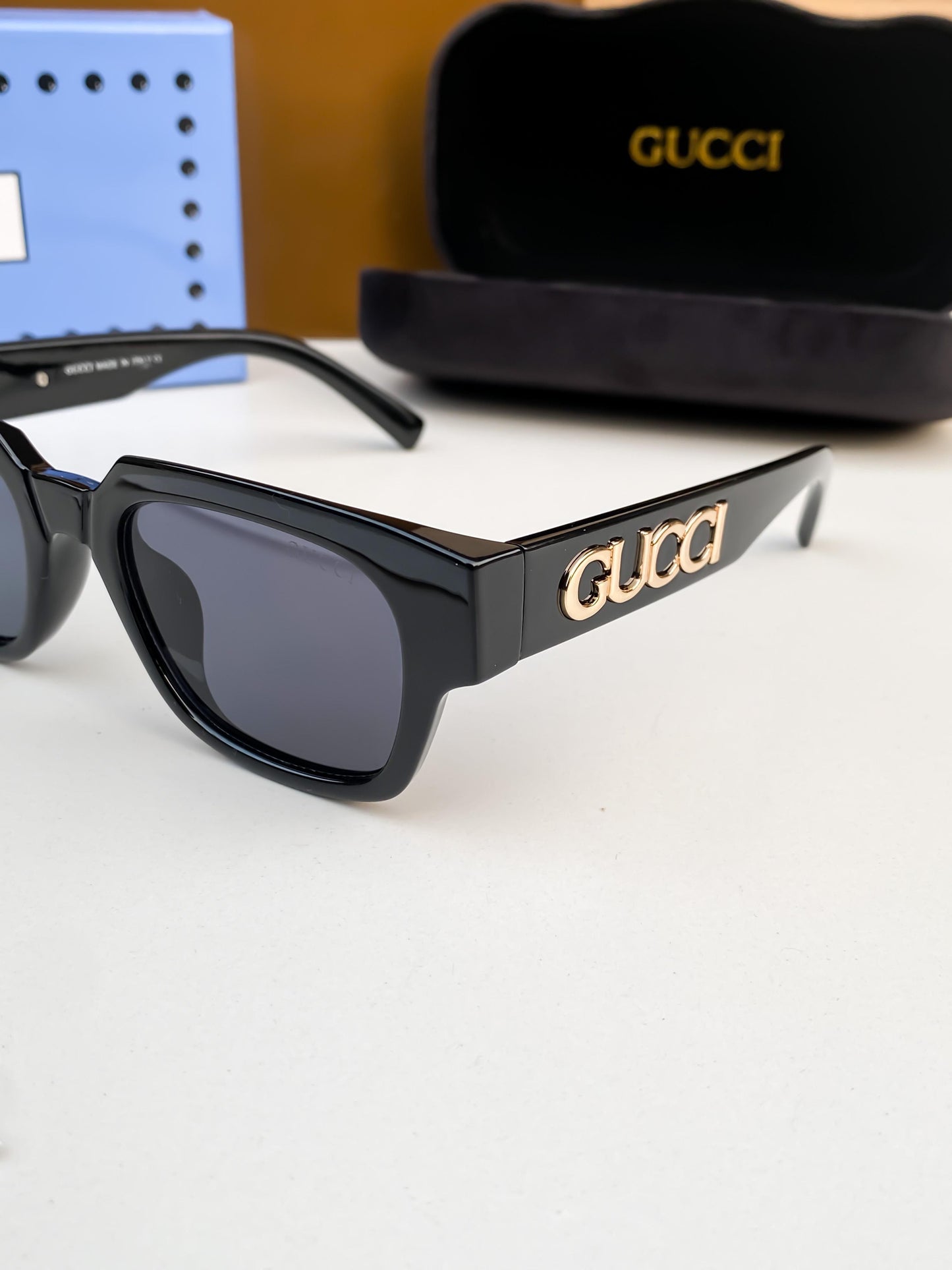 GUCCI 2321 GOLD BLACK