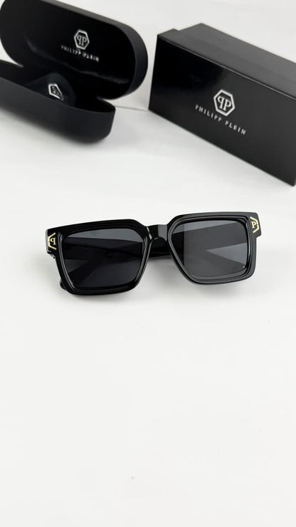 PLEIN BLACK