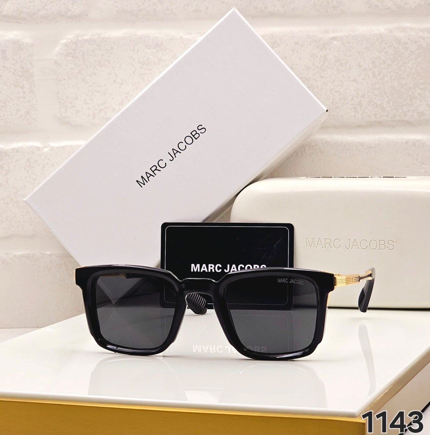 MARC JACOBS ALL COLOURS 1143