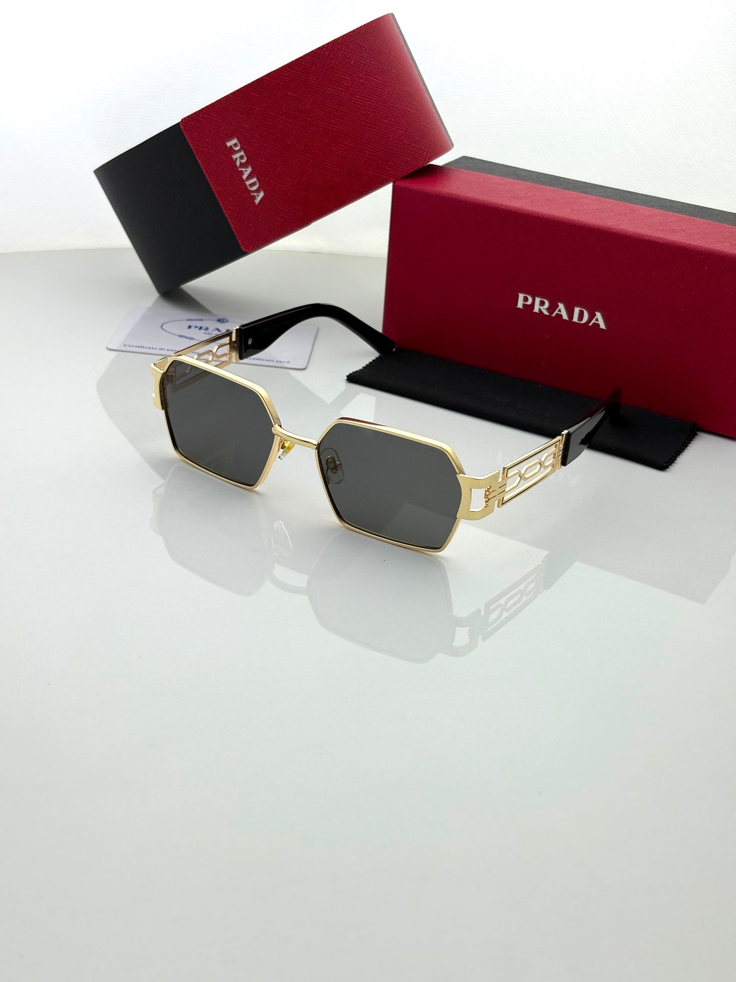 PRADA