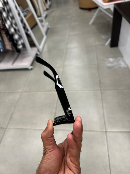 RAYBAN 05 REVERSE black