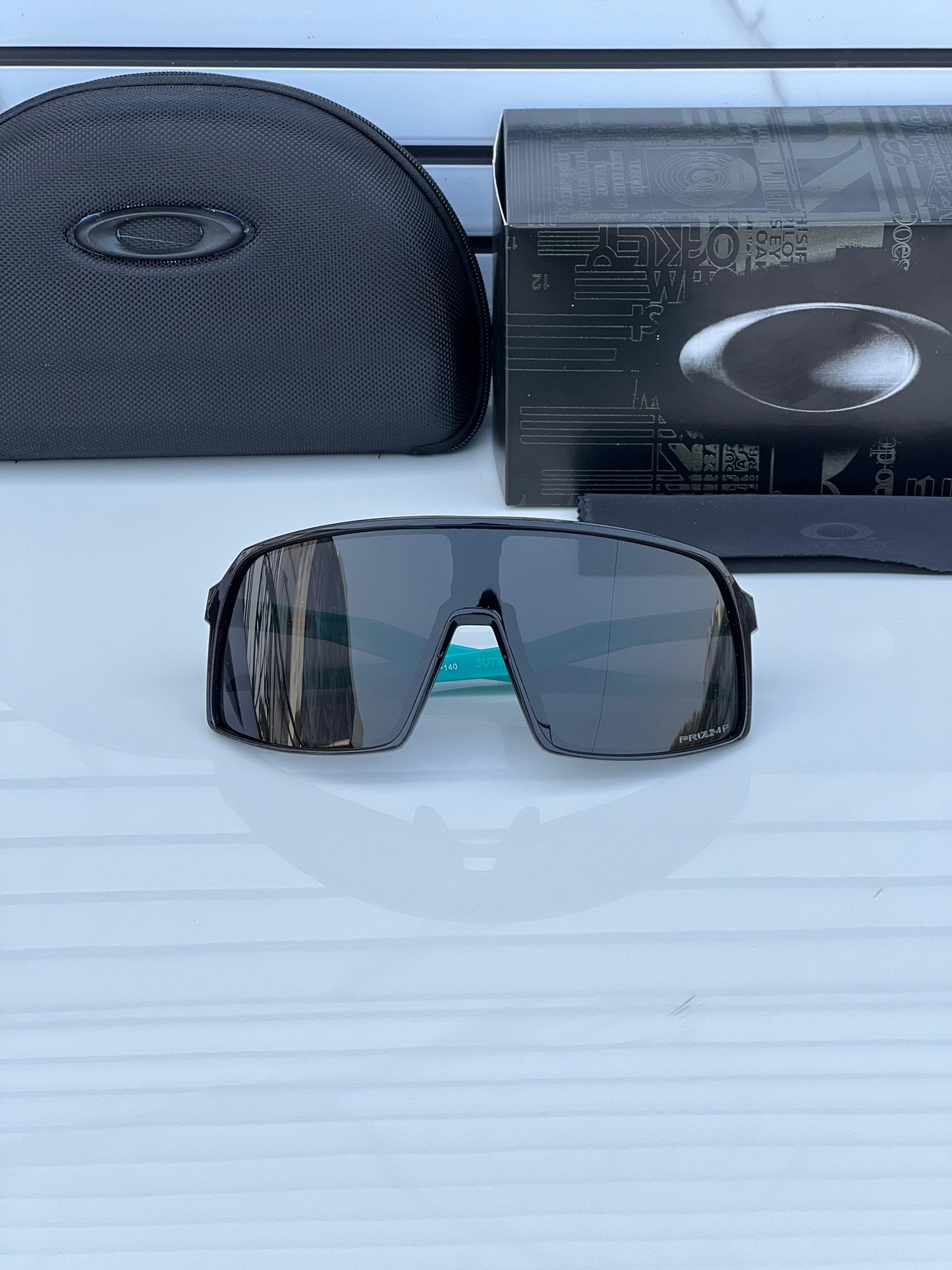 OAKLEY SKY BLACK