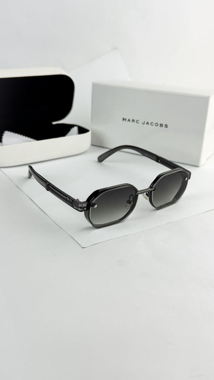 MARC JACOBS