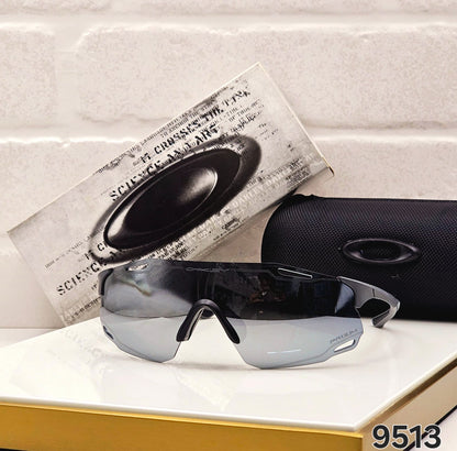 OAKLEY FULL COLOURS ￼