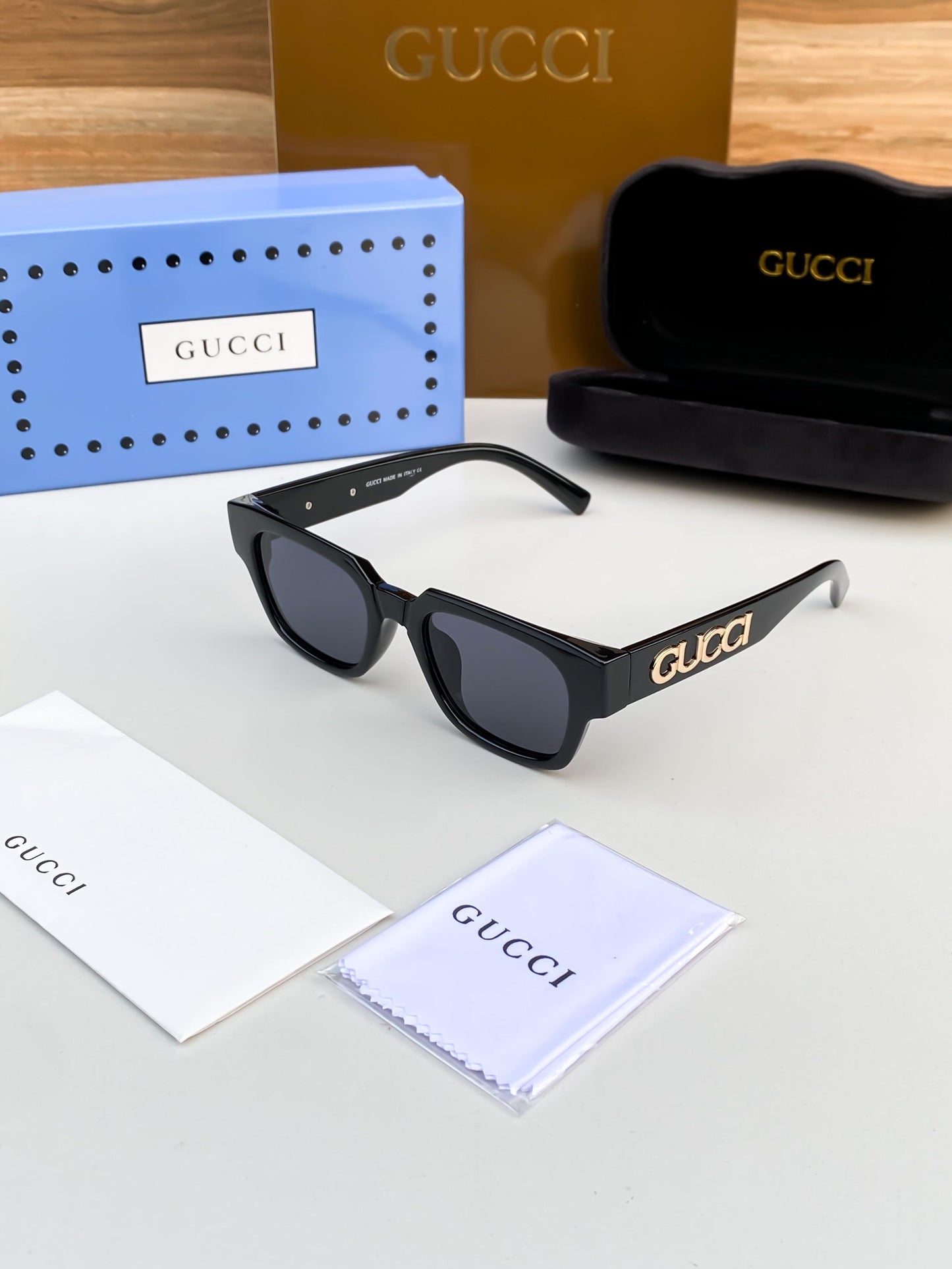 GUCCI 2321 GOLD BLACK