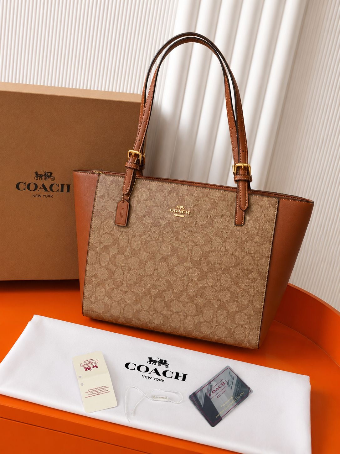 COACH